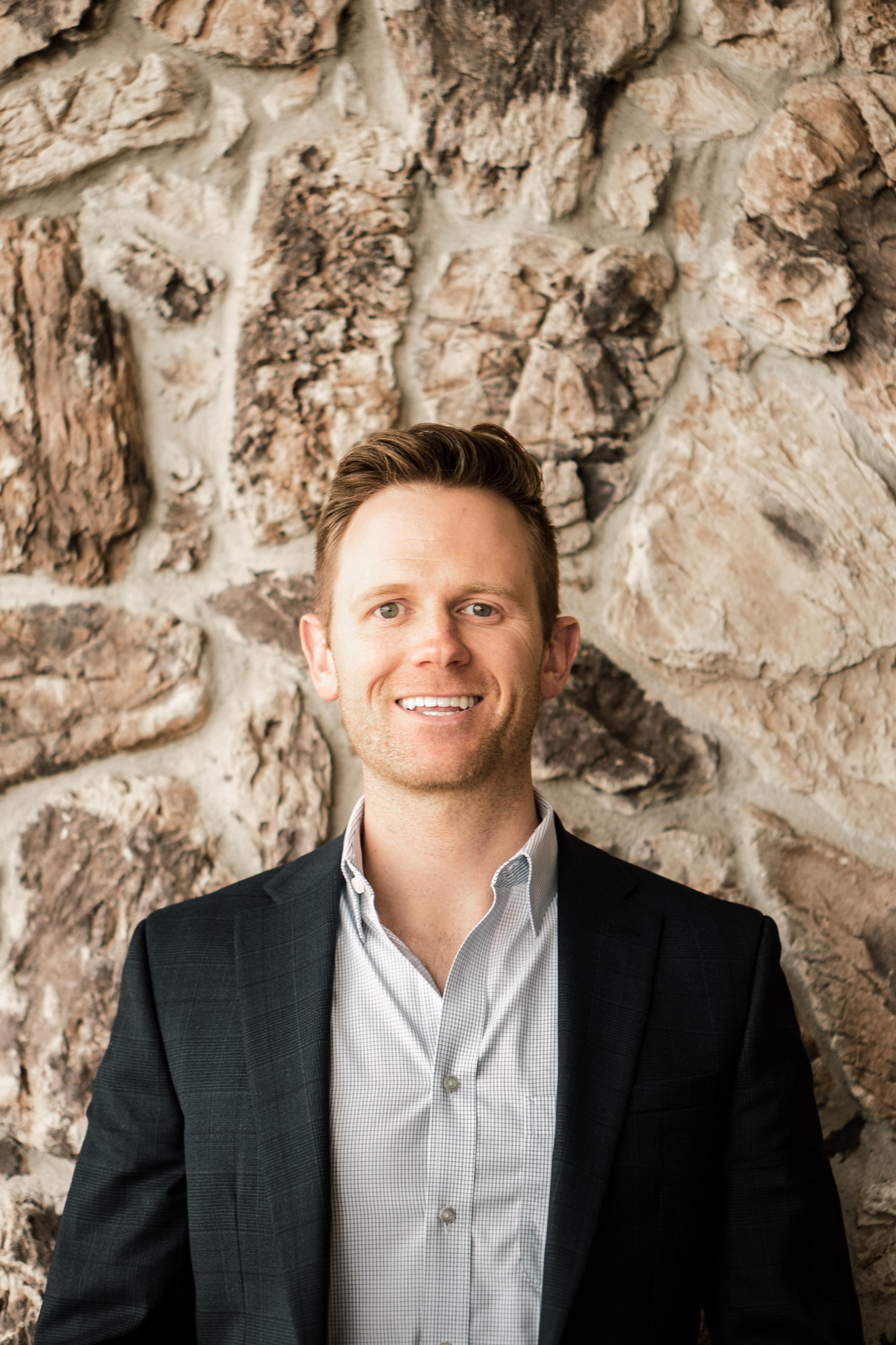 Headshot Tyler Jones